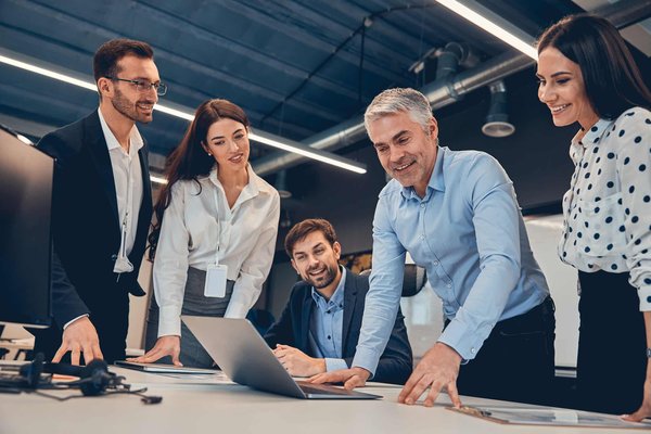 How Can Wearable Tech Improve Efficiency in Competitive Sailing Maneuvers?